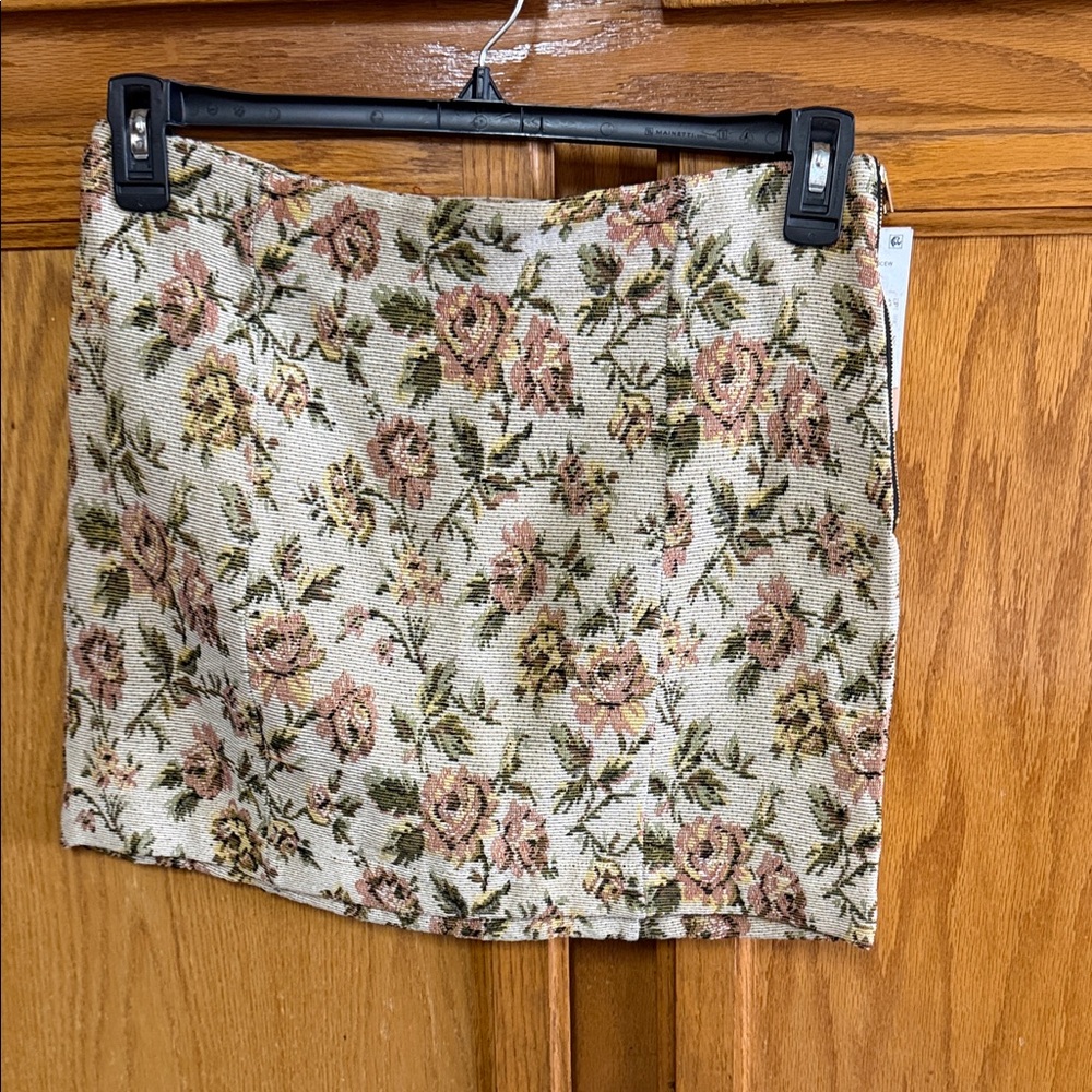 Floral Mini Skirt - Cream and Pink